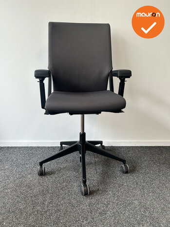 Haworth Comforto 59 - Antracietgrijs gestoffeerd - Zwart voetkruis