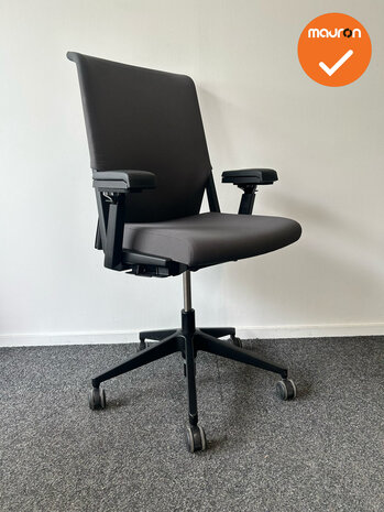 Haworth Comforto 59 - Antracietgrijs gestoffeerd - Zwart voetkruis
