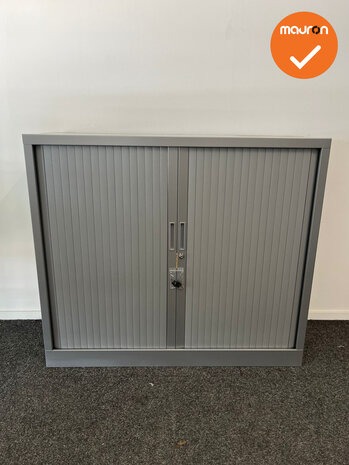 Robberechtse roldeurkast - 105x120x45cm - Zilvergrijs - brede lamel - inclusief 2 sleutels