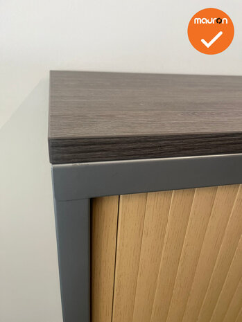 Robberechtse roldeurkast - 105x120x45cm - Antraciet met beuken deuren - inclusief 2 sleutels