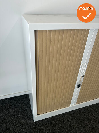 Robberechtse roldeurkast - 105x100x45cm - Wit met beuken deuren - inclusief 2 sleutels