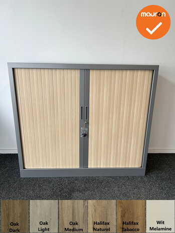 Robberechts roldeurkast - 105x120x43 - Zilvergrijs - Licht Beuken deuren - inclusief 2 sleutelsRobberechts roldeurkast - 105x12