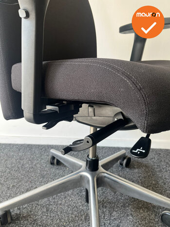 ROVO XP 4030 bureaustoel - Zwart gestoffeerd - chrome voetkruis - met hoofdsteun