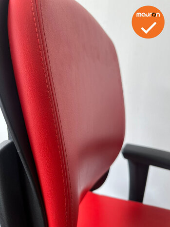Ahrend 230 bureaustoel - refurbished - Medium Rug - Rood kunstleer