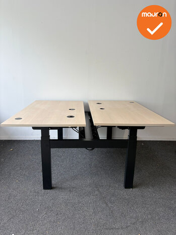 Vepa Presto Duo bureau - 140x80 - memory bediening - inclusief kabeldoorvoer en ingebouwd stekkerblok
