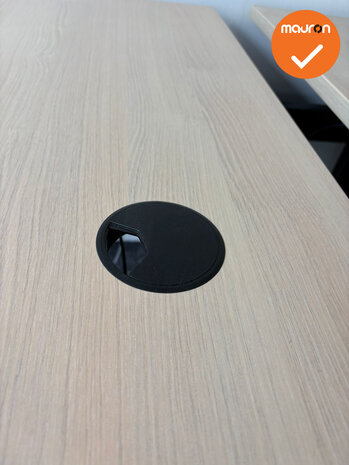 Vepa Presto Duo bureau - 140x80 - memory bediening - inclusief kabeldoorvoer en ingebouwd stekkerblok