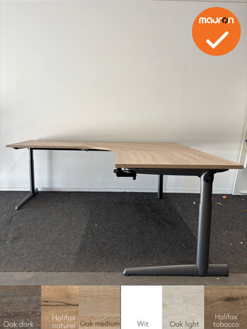 Ahrend 500 hoekbureau -200x200 - Bladkleur naar keuze - Slinger verstelbaar