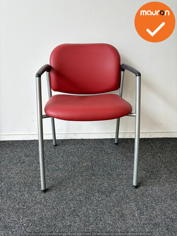 Vergaderstoel - Ahrend 320 - nieuw rood kunstleer - zilvergrijs frame