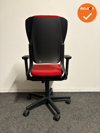 Ahrend 230 - Hoge rug  - Rode stoffering - Zwart voetkruis