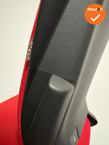 Ahrend 230 - Hoge rug  - Rode stoffering - Zwart voetkruis