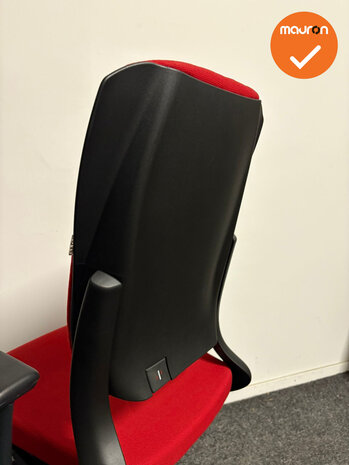 Ahrend 230 - Hoge rug  - Rode stoffering - Zwart voetkruis