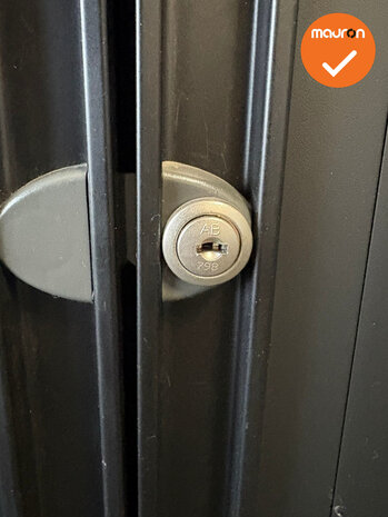 Roldeurkast - Basic - 70x100x43 - Zwart met zwarte roldeuren