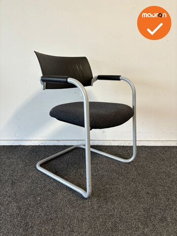 Dauphin vergaderstoel - Antraciet gem&ecirc;leerde zitting - grijs slede onderstel