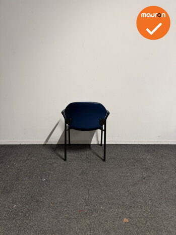Vergaderstoel - Ahrend 320 - blauw kunstleer - zwart frame