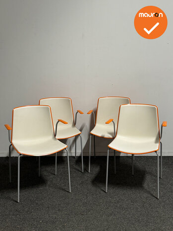 KNTNSTL-WIT-ORANJE-4ST