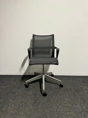 Herman Miller - vergaderstoel - Antraciet - met wielen