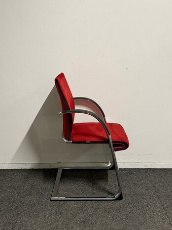 Vergaderstoel - Ahrend - A350 - Met rode bekleding