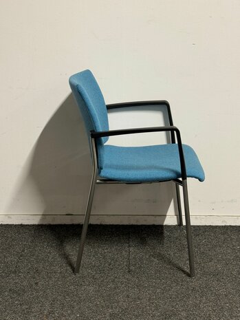 Casala Feniks - Lichtblauw - Met armleuning - 4 poots