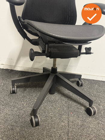 BUREAUSTOEL HERMAN MILLER - Zwart