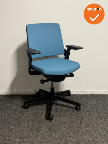 Interstuhl MOVYis3 - Bureaustoel - Lichtblauw/Zwart - Refurbished