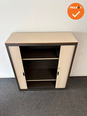 Blerick - Roldeurkast - 137x120x47 cm - Antraciet met beige deuren 