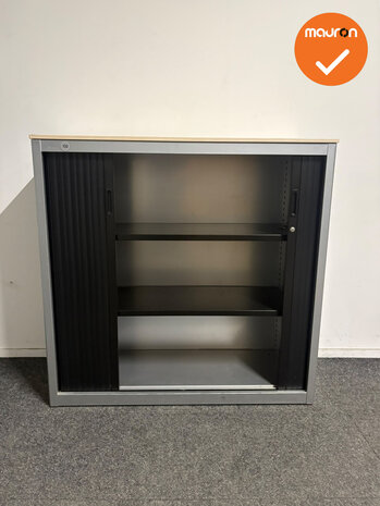 Vepa roldeurkast - 122x126x46 cm - Zilvergrijs met zwarte deuren