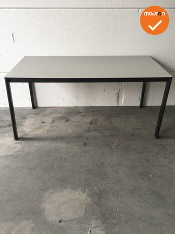 Ahrend vergadertafel - 160x80cm - Grijs  - 4 poots - Zwart frame