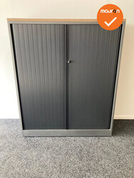 Roldeurkast - Ahrend - 144x120x45cm - antracietgrijs met zwarte kunststof deuren - Topblad naar keuze