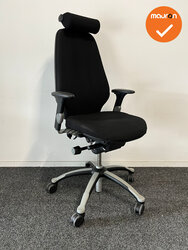 RH Logic 400 - zwarte stoffering  - Met hoofdsteun - Inclusief lendepomp - Zilver/zwart voetkruis