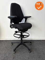 RH Logic 300 - Baliestoel - Antracietgrijze stoffering - Zwart voetkruis