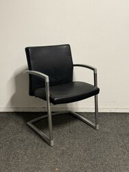 Kembo Thema - Stoel - Zwart leer met chroom/grijs onderstel