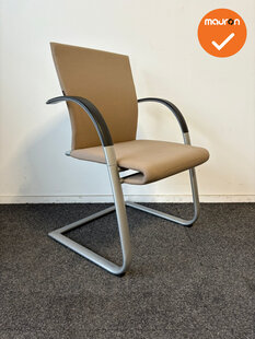 Vergaderstoel - Ahrend - A350 - nieuwe taupe stoffering - Zilvergrijs frame