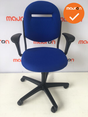 Ahrend 220 - 2D - Nieuwe blauwe stoffering