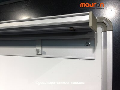 Whiteboard - 108x77 cm - wit - met flipboard functie