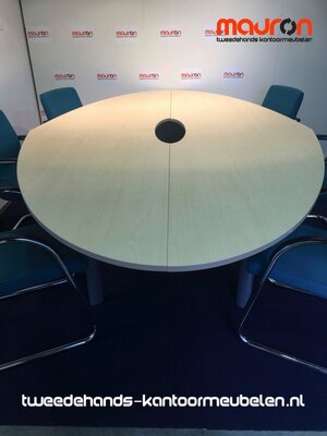 Ahrend 500 vergadertafel - 300 x 180cm - ovaal - ahorn