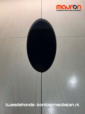 Ahrend 500 vergadertafel - 300 x 180cm - ovaal - ahorn