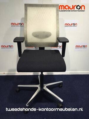 Ahrend 250 - zwarte zitting - velum / kunststof rug