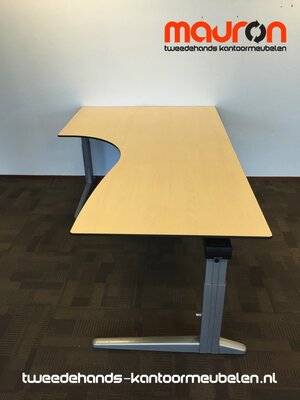 Ahrend hoekbureau - 200x120cm - Ahorn - volkern - rechts - Essa