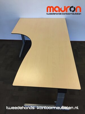 Ahrend hoekbureau - 200x120cm - Ahorn - volkern - rechts - Essa