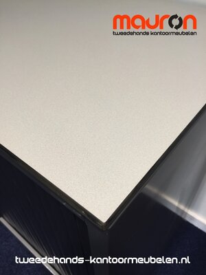 Roldeurkast - Ahrend - 74x100x45cm - antracietgrijs - zwarte deuren