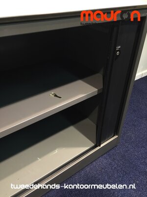 Roldeurkast - Ahrend - 74x100x45cm - antracietgrijs - zwarte deuren