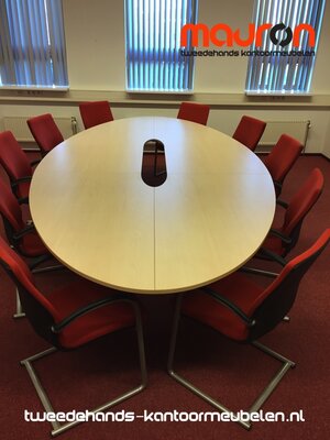 Ahrend 500 vergadertafel - 380 x 185cm - ovaal - licht ahorn