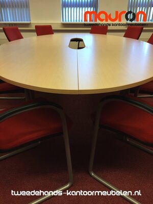 Ahrend 500 vergadertafel - 380 x 185cm - ovaal - licht ahorn