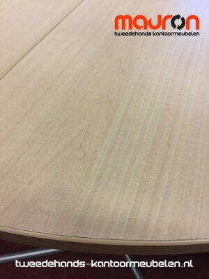 Ahrend 500 vergadertafel - 380 x 185cm - ovaal - licht ahorn