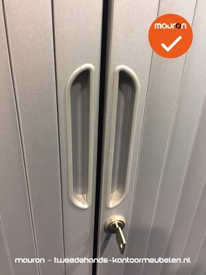 Roldeurkast - Ahrend - 144x120x45cm - Zilvergrijs - grijze deuren