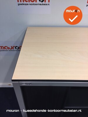 Roldeurkast - Ahrend - 74x100x45cm - zilvergrijs - zwarte deuren
