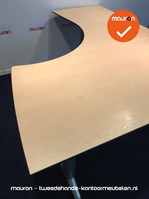 Ahrend hoekbureau - 180x140cm - Ahorn - volkern - links - Essa