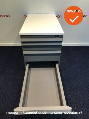 Ladeblok - 57x43x76cm - Lichtgrijs - 4 laden - kunststof