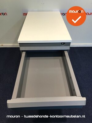 Ladeblok - 57x43x76cm - Lichtgrijs - 4 laden - kunststof