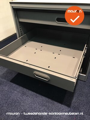 Papierlade voor 80x80cm Ahrend roldeurkast - Antracietgrijs